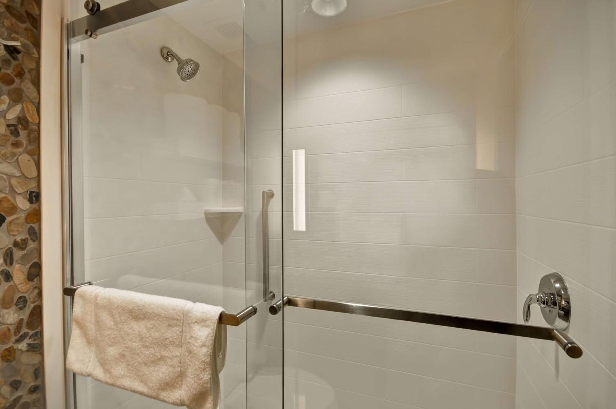 Hilton Garden Inn Detroit Трой Экстерьер фото