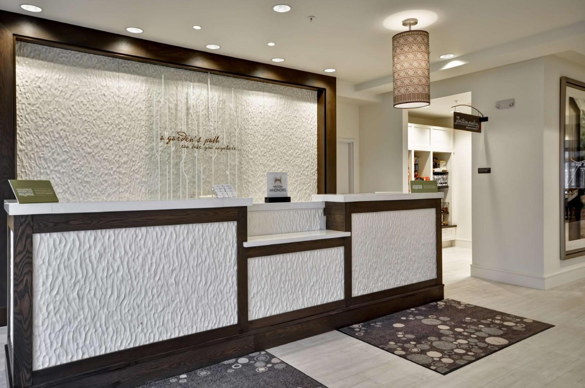 Hilton Garden Inn Detroit Трой Экстерьер фото